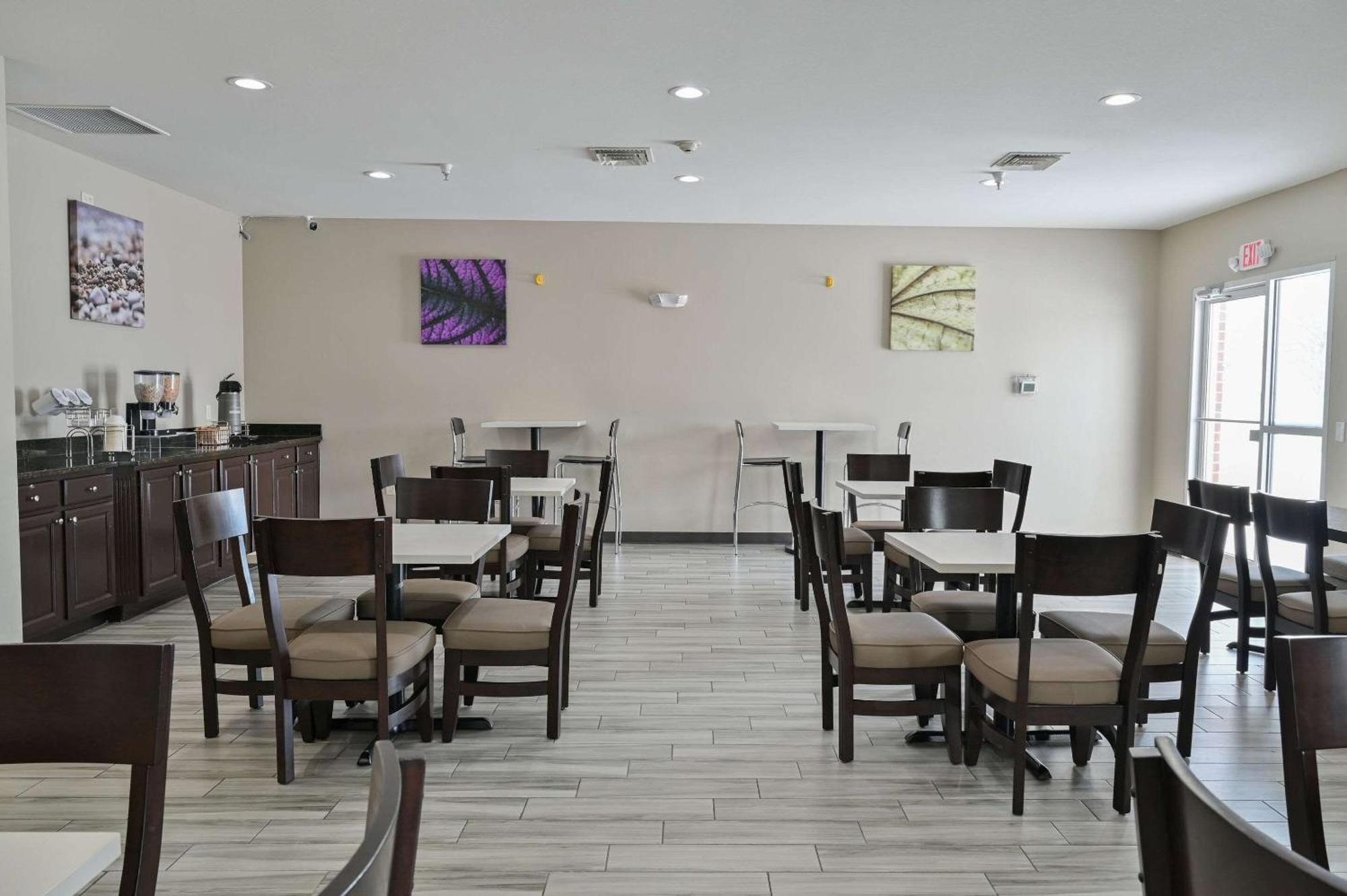 Sleep Inn & Suites Washington Near Peoria Экстерьер фото
